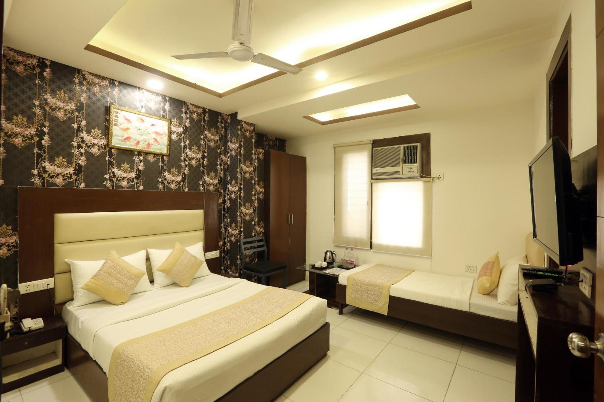 Hotel Triton Grand At Delhi Airport New Delhi Eksteriør bilde
