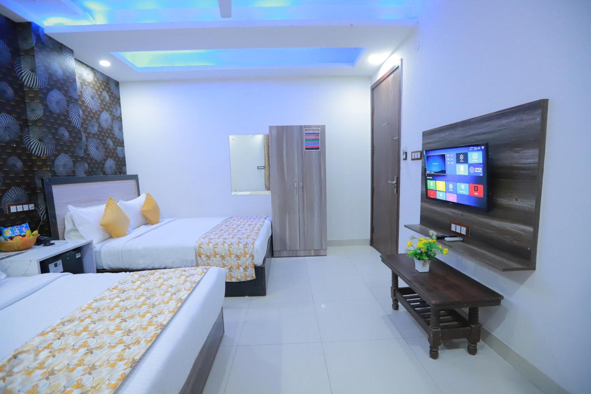 Hotel Triton Grand At Delhi Airport New Delhi Eksteriør bilde